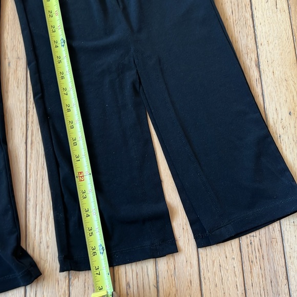 Susan Graver 🖤 brand pants with ankle details slits - Picture 2 of 5